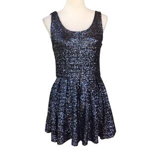 La Cite Blue Sequin Sleeveless Fit  & Flare Dress Size Medium